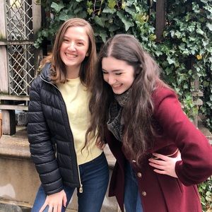 Meet your Posher, Hailey